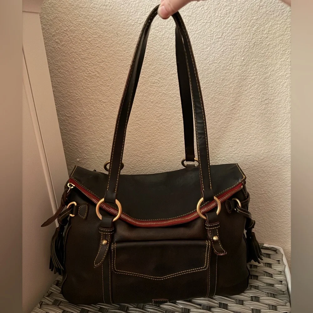 Dooney & Bourke Florentine Smith Leather Pocket Shoulder Bag - Picture 14 of 15